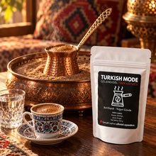 Görseli Galeri görüntüleyiciye yükleyin, Turkish Mode Türk Kahvesi 5'li Paket – 100 g paket ile bakır tepside Türk kahvesi – Mode On Coffee Co.