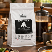 Görseli Galeri görüntüleyiciye yükleyin, Beast Mode – Yoğun Filtre ve Espresso Harmanı – 1 kg paket ile kahvaltı masasında French press – Mode On Coffee Co.