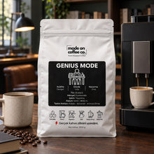 Görseli Galeri görüntüleyiciye yükleyin, Genius Mode – Guatemala Filtre ve Espresso Kahve – 1 kg paket ile espresso makinesinde espresso – Mode On Coffee Co.